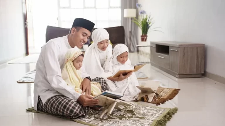 Khutbah Jumat: Membangun Keluarga Ideal dan Harmonis 